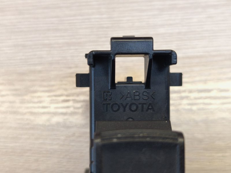 Кнопка стеклоподъемника   двери