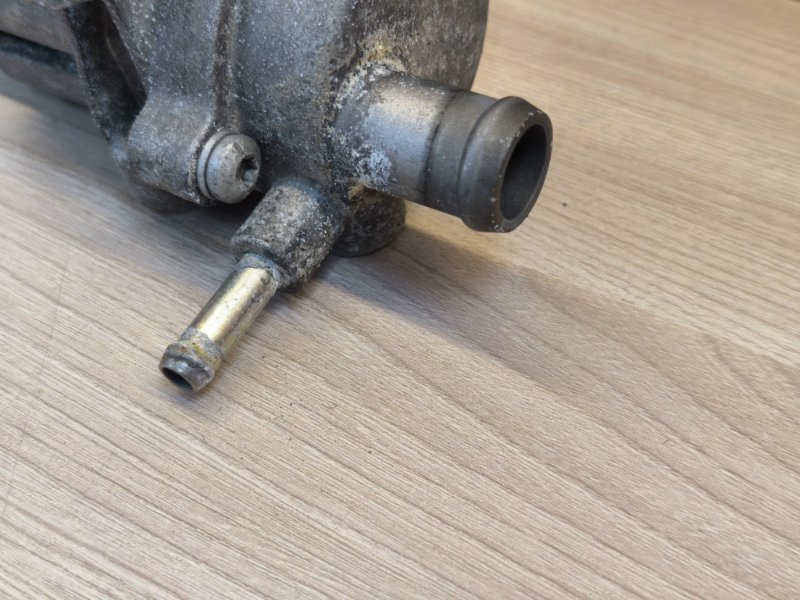 Термостат с корпусом