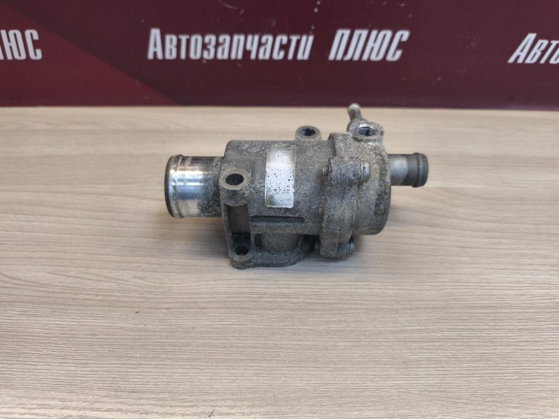 Термостат с корпусом