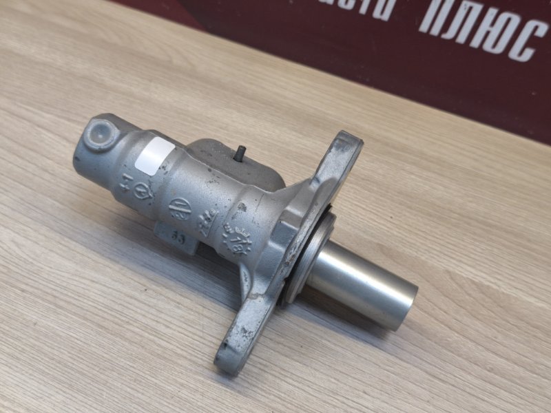 Главный тормозной цилиндр