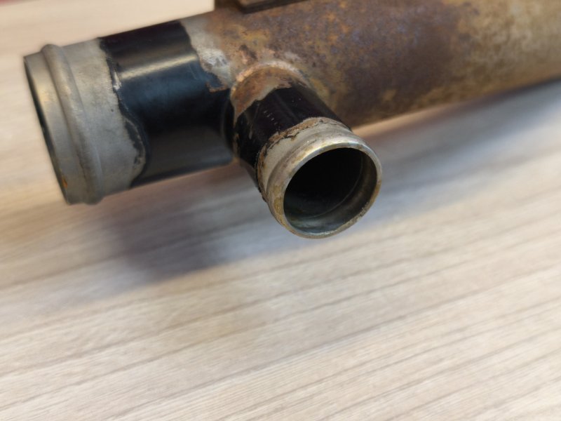 Трубка системы охлаждения