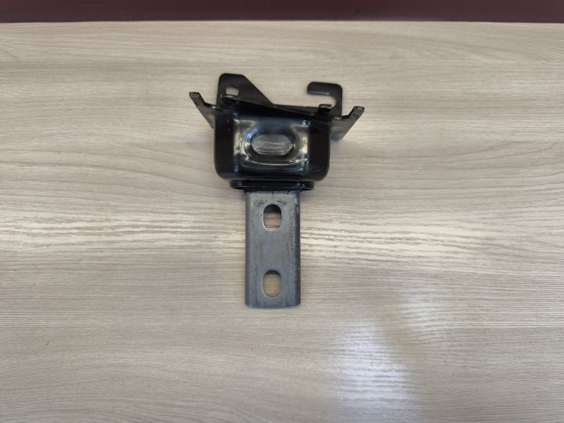 Опора двигателя