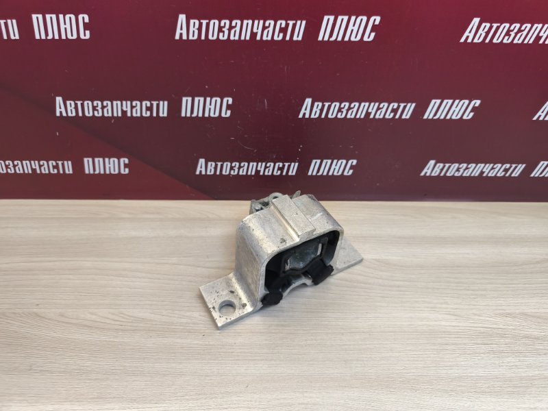 Опора двигателя