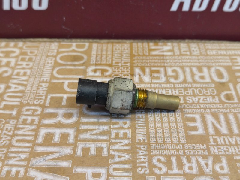 Датчик температуры охлаждающей жидкости