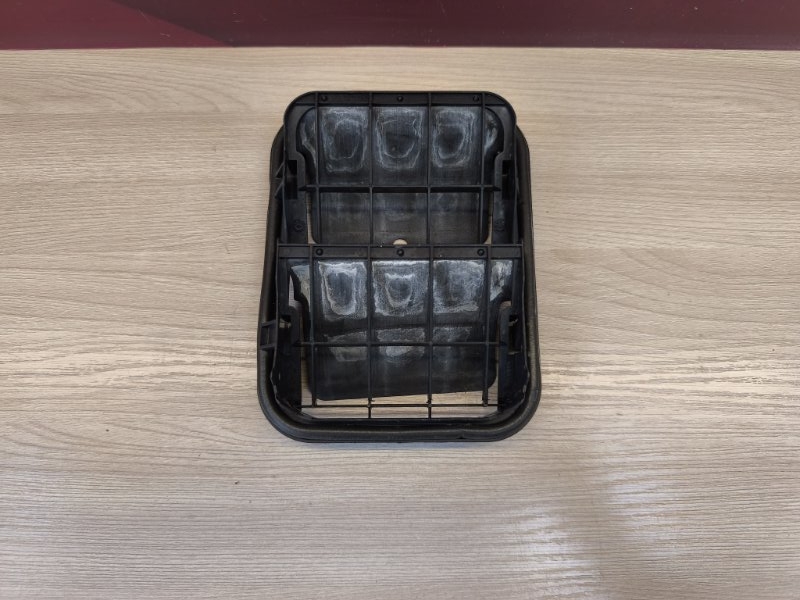 Клапан вентиляции салона