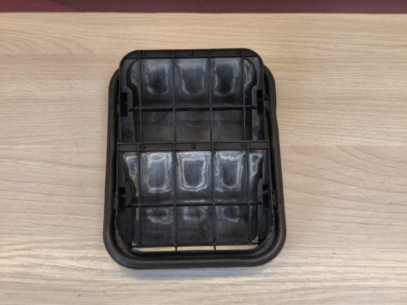 Клапан вентиляции салона