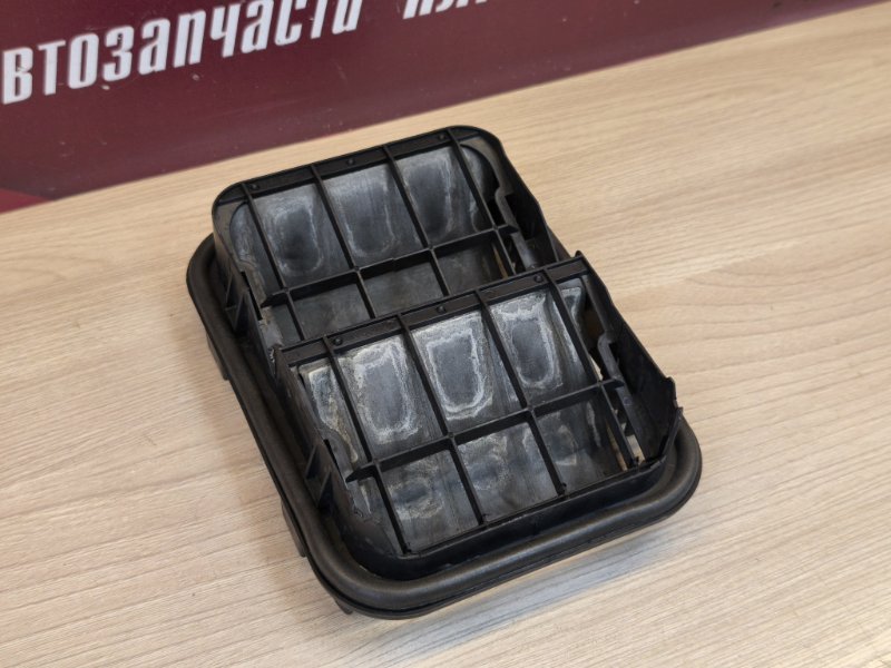 Клапан вентиляции салона