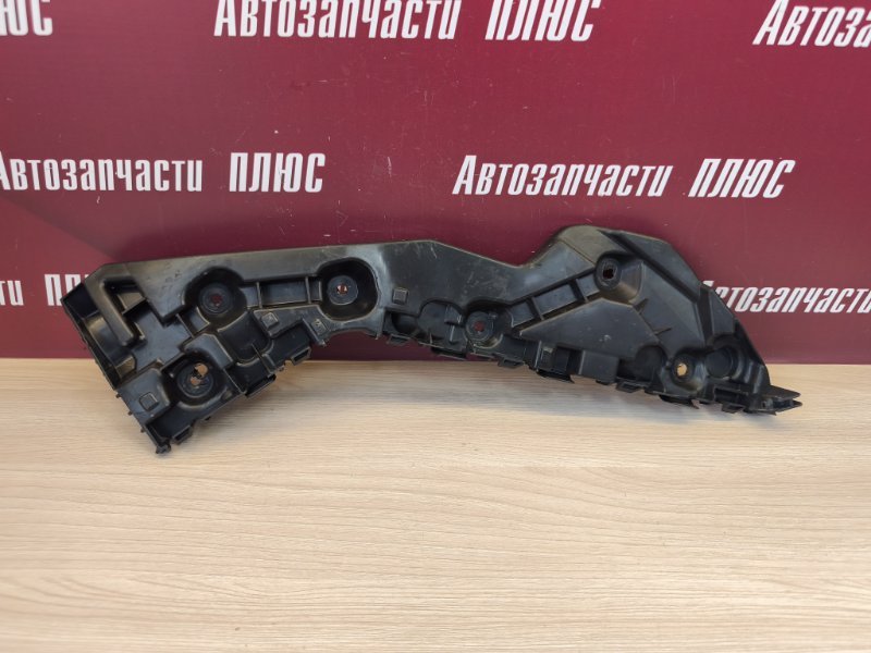 Кронштейн бампера