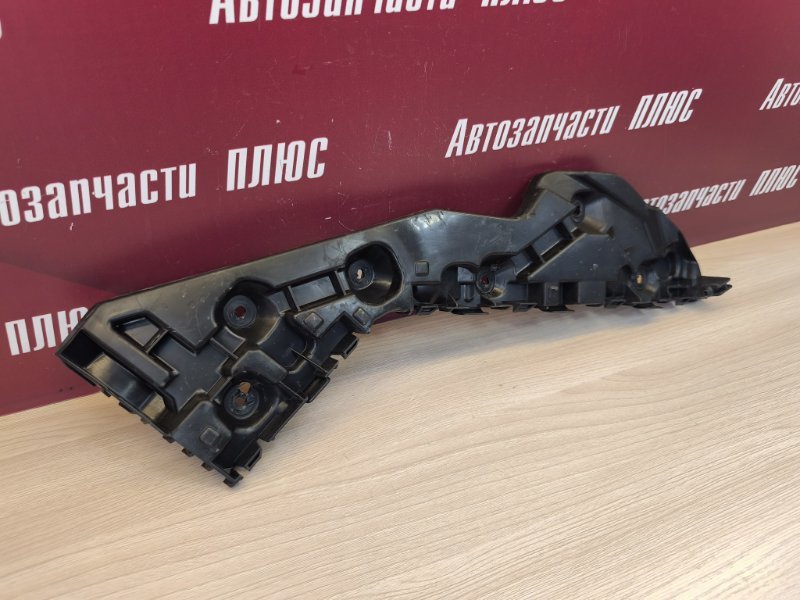 Кронштейн бампера