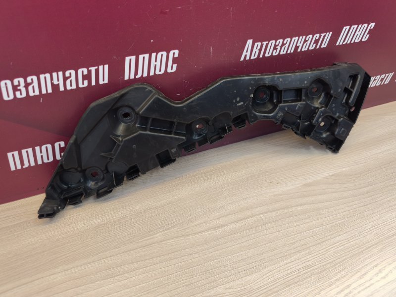 Кронштейн бампера