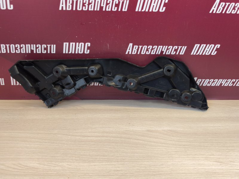 Кронштейн бампера