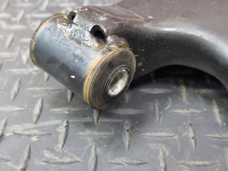 Рычаг подвески