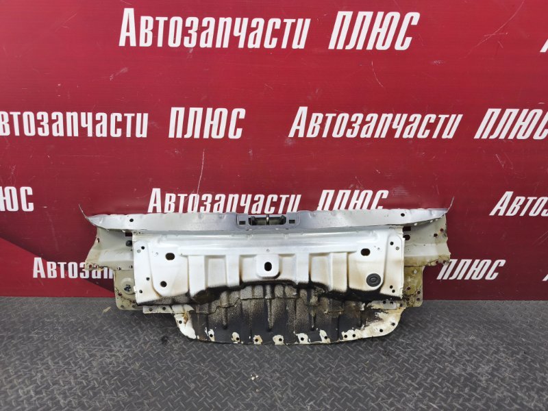 Задняя панель кузова