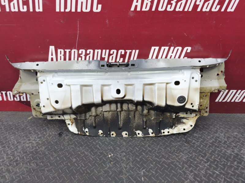 Задняя панель кузова
