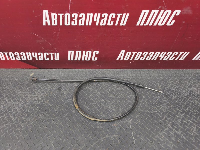 Трос стояночного тормоза