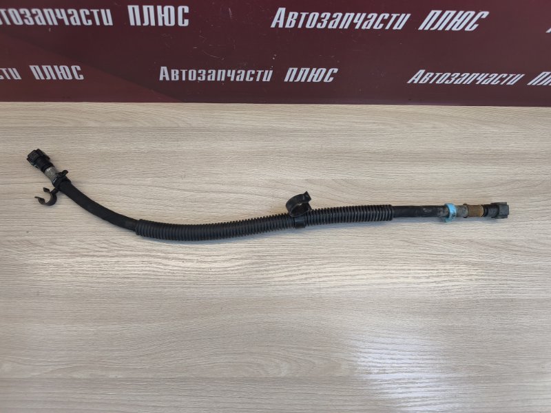 Трубка топливная