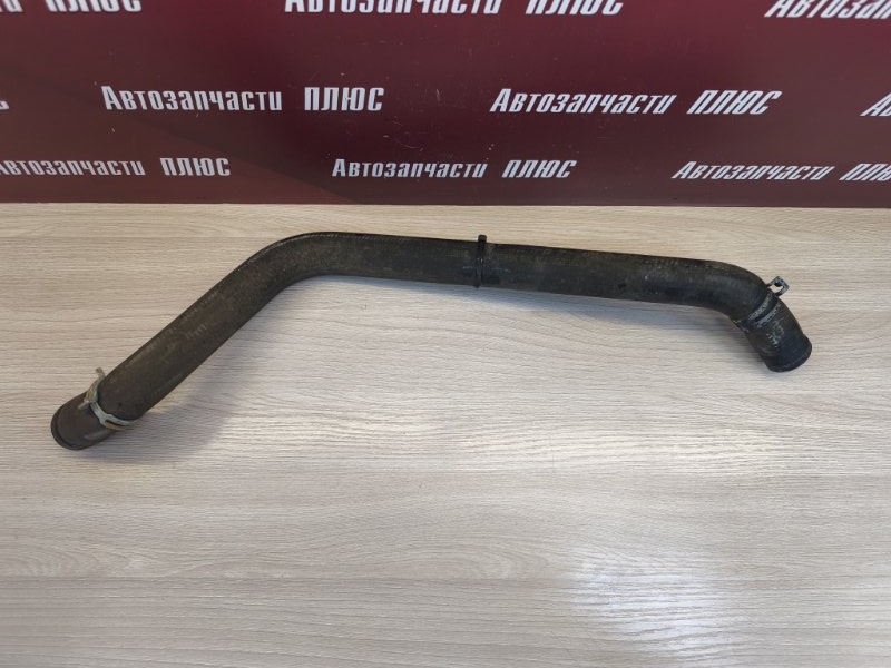 Патрубок радиатора нижний