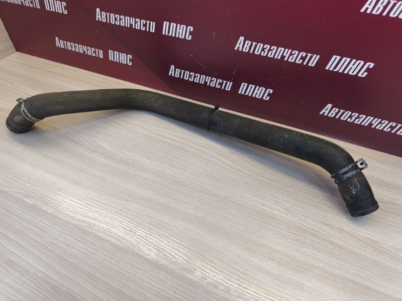 Патрубок радиатора нижний