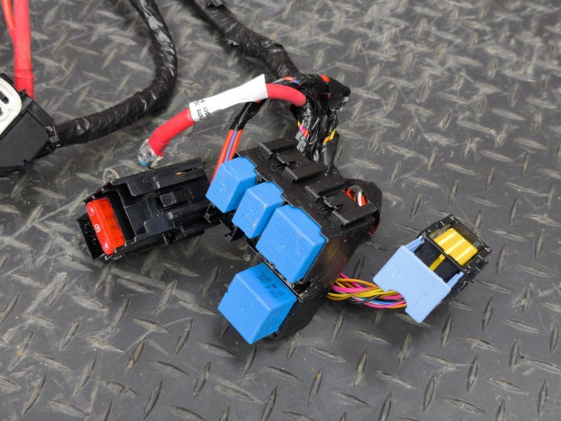 Проводка подкапотная