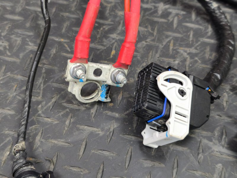 Проводка подкапотная