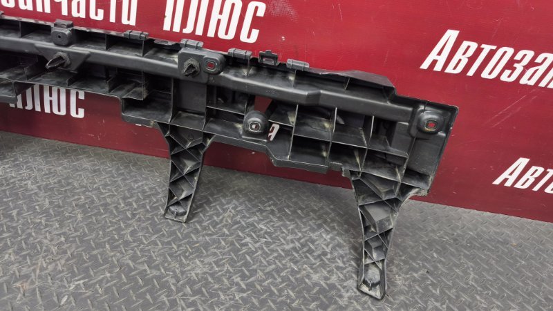 Усилитель бампера