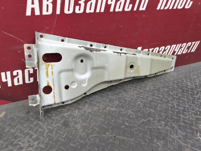 Усилитель   крыла