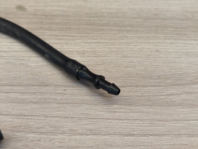 Трубка насоса стеклоомывателя