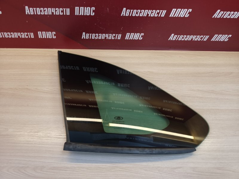 Форточка кузова