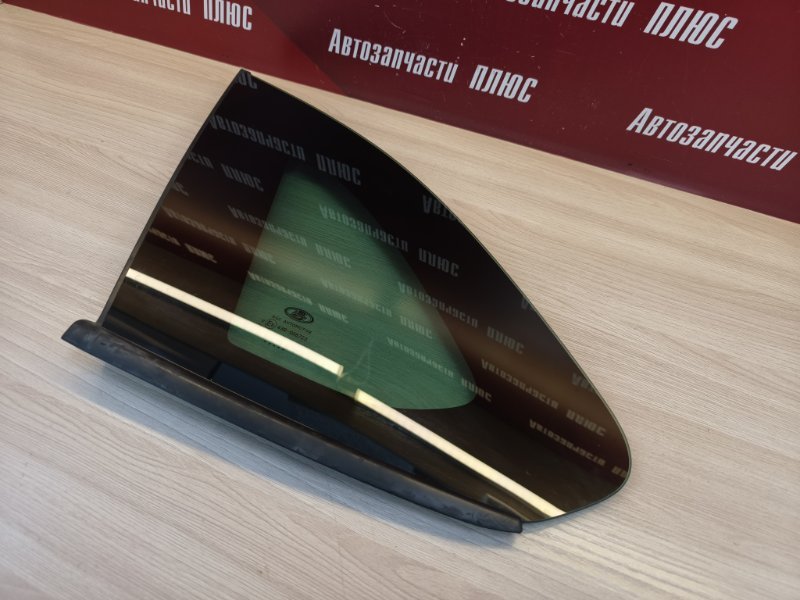 Форточка кузова