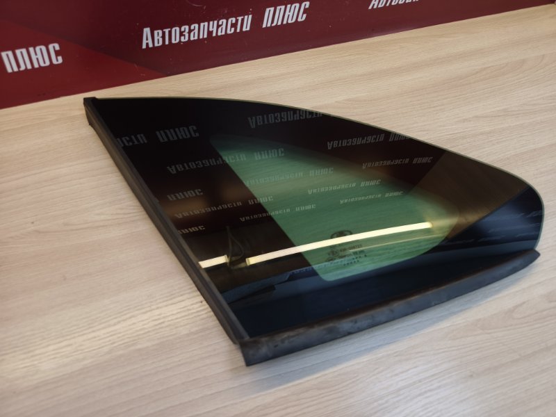 Форточка кузова