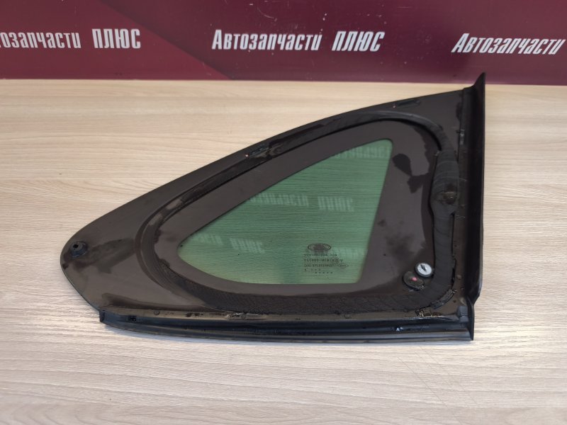 Форточка кузова