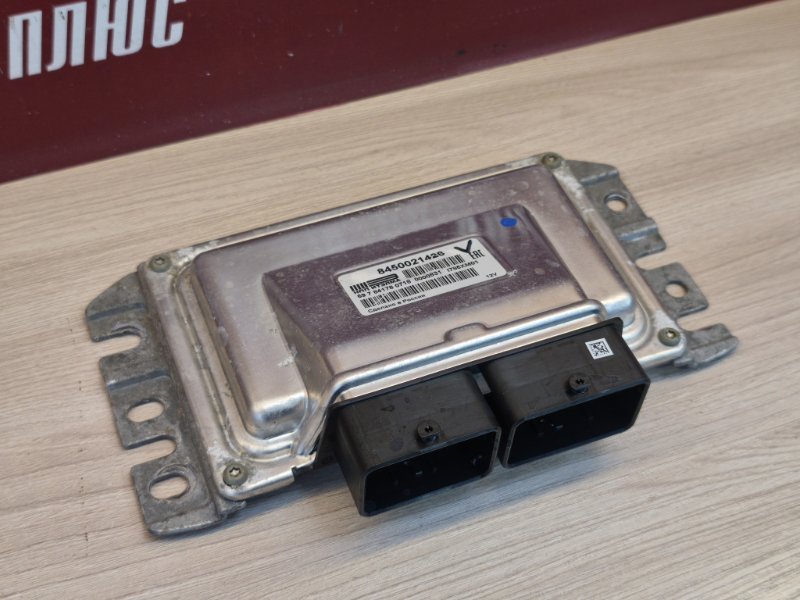 Блок управления двигателем