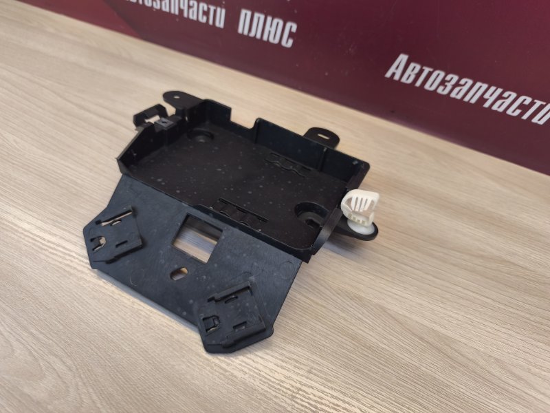 Кронштейн блока комфорта