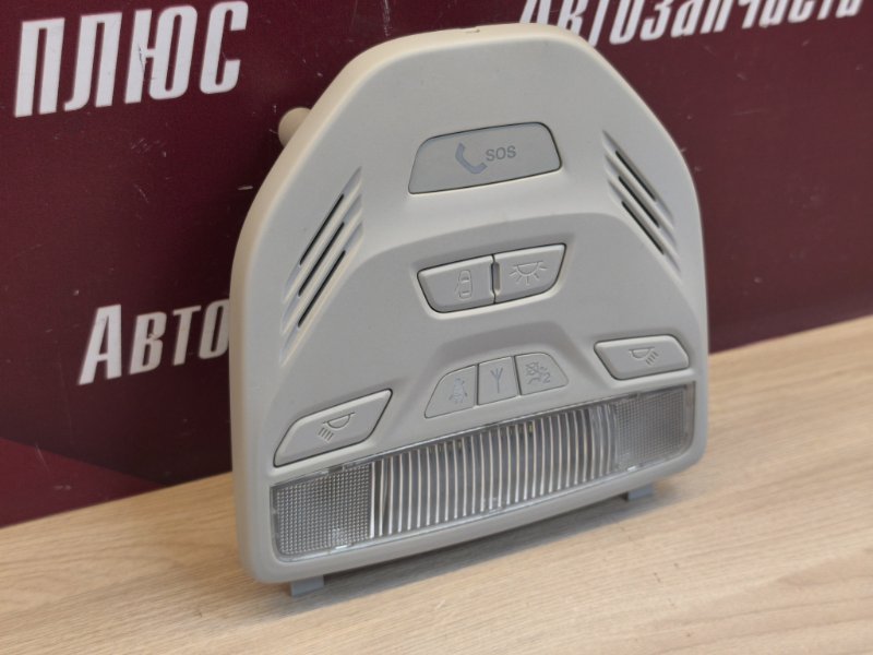 плафон освещения салона