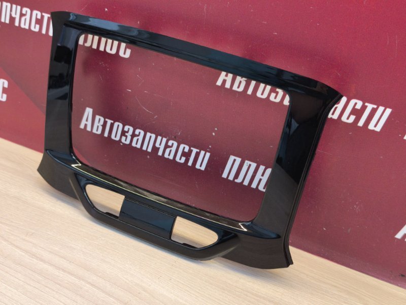 Рамка магнитолы