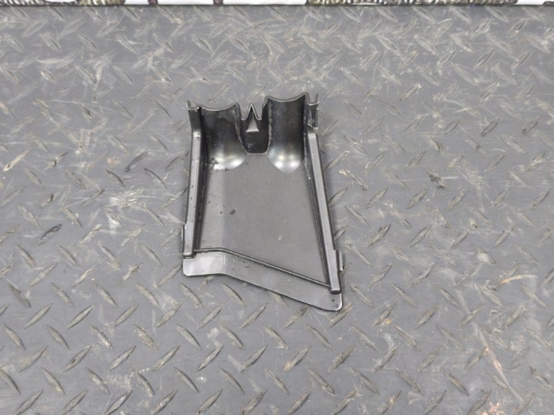 Крышка блока предохранителей