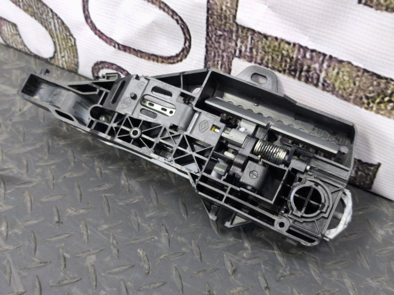 Ручка двери внешняя