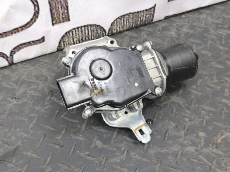 Мотор стеклоочистителя