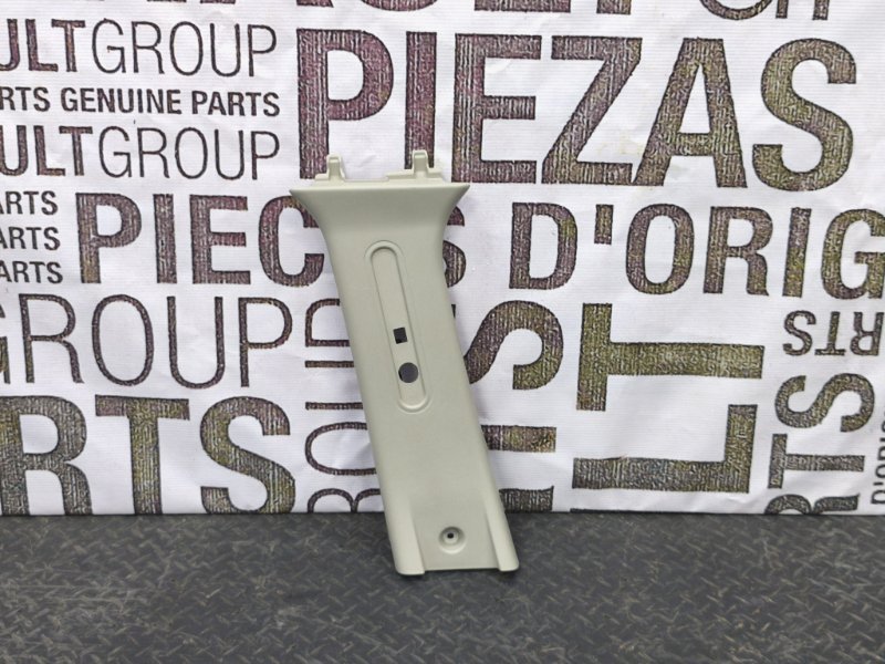 Обшивка средней стойки