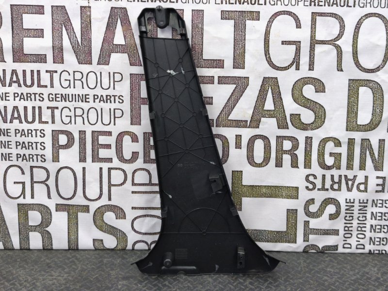 Обшивка средней стойки