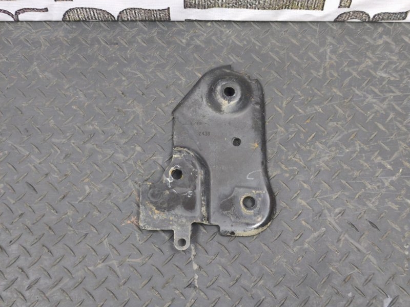 Кронштейн подрамника