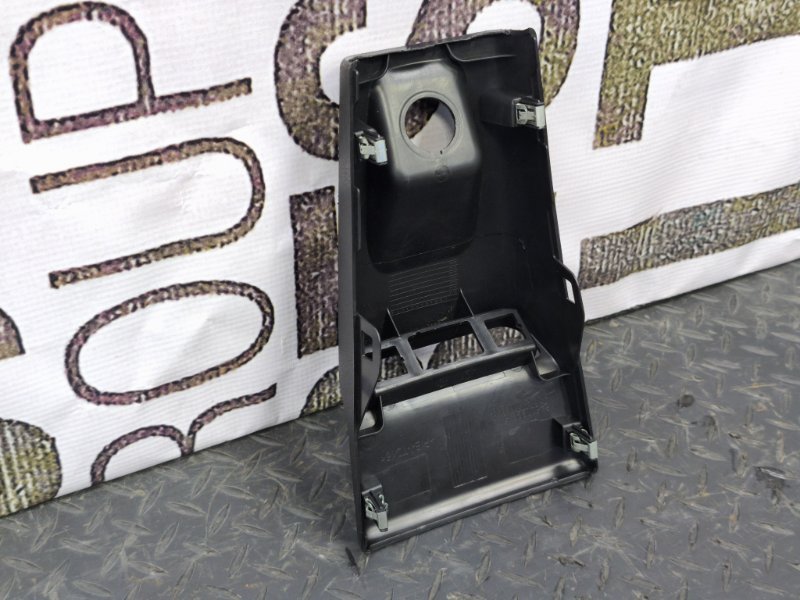 Облицовка подлокотника