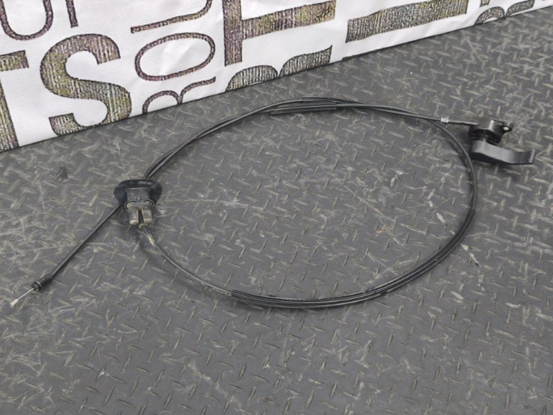 Трос замка капота