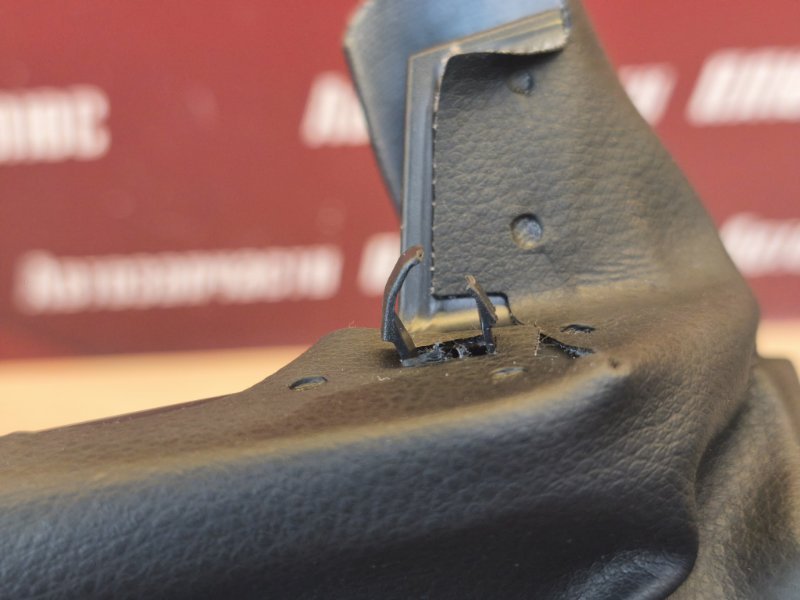 Подрулевой кожух