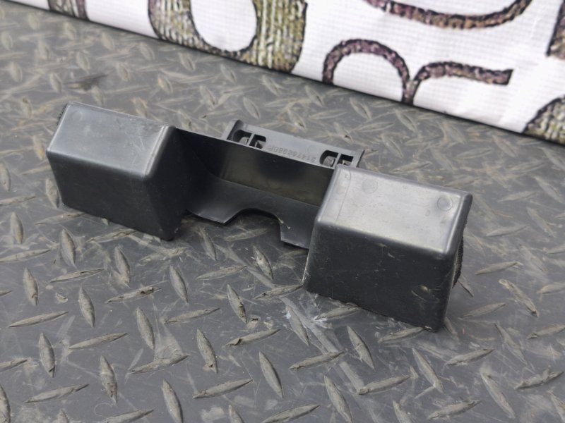 Дефлектор радиатора верхний