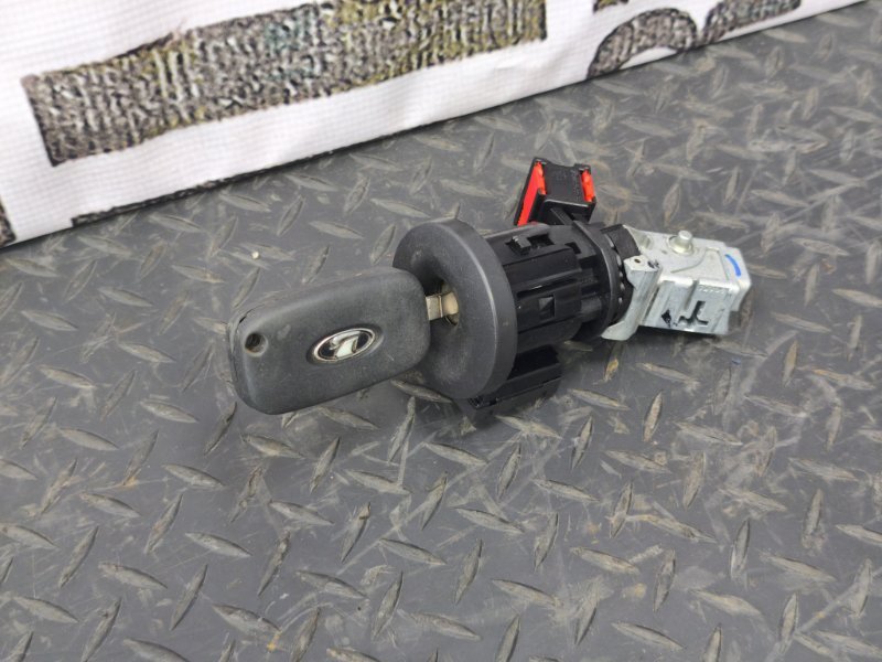 Замок зажигания