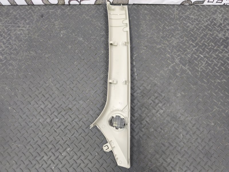 Обшивка стойки