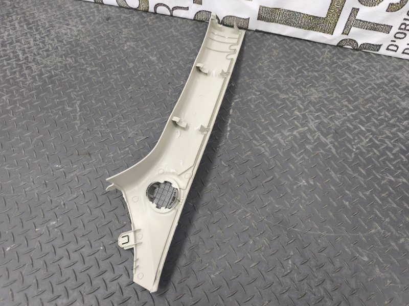 Обшивка стойки