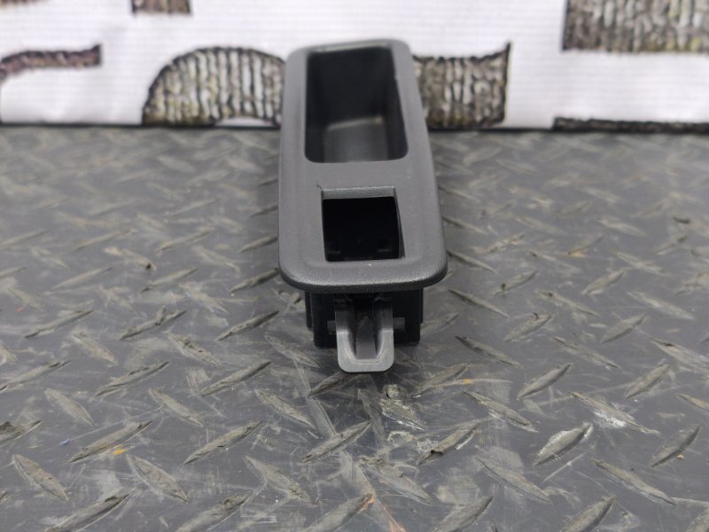 Накладка кнопки стеклоподъемника