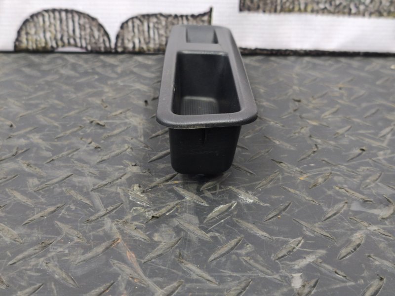 Накладка кнопки стеклоподъемника